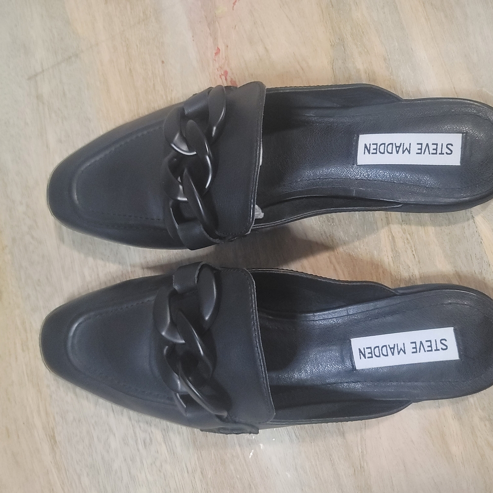 Steve Madden Black Chain Mules